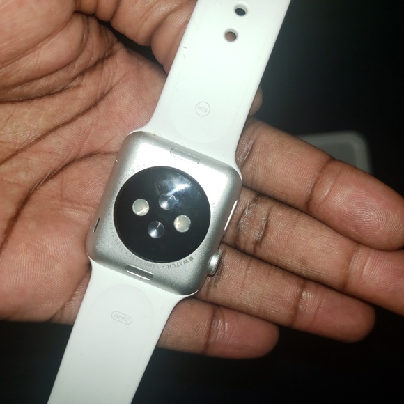 Watch - Picture 3 of 4